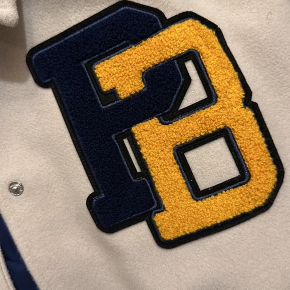 Jacket - Picture 4 of 4